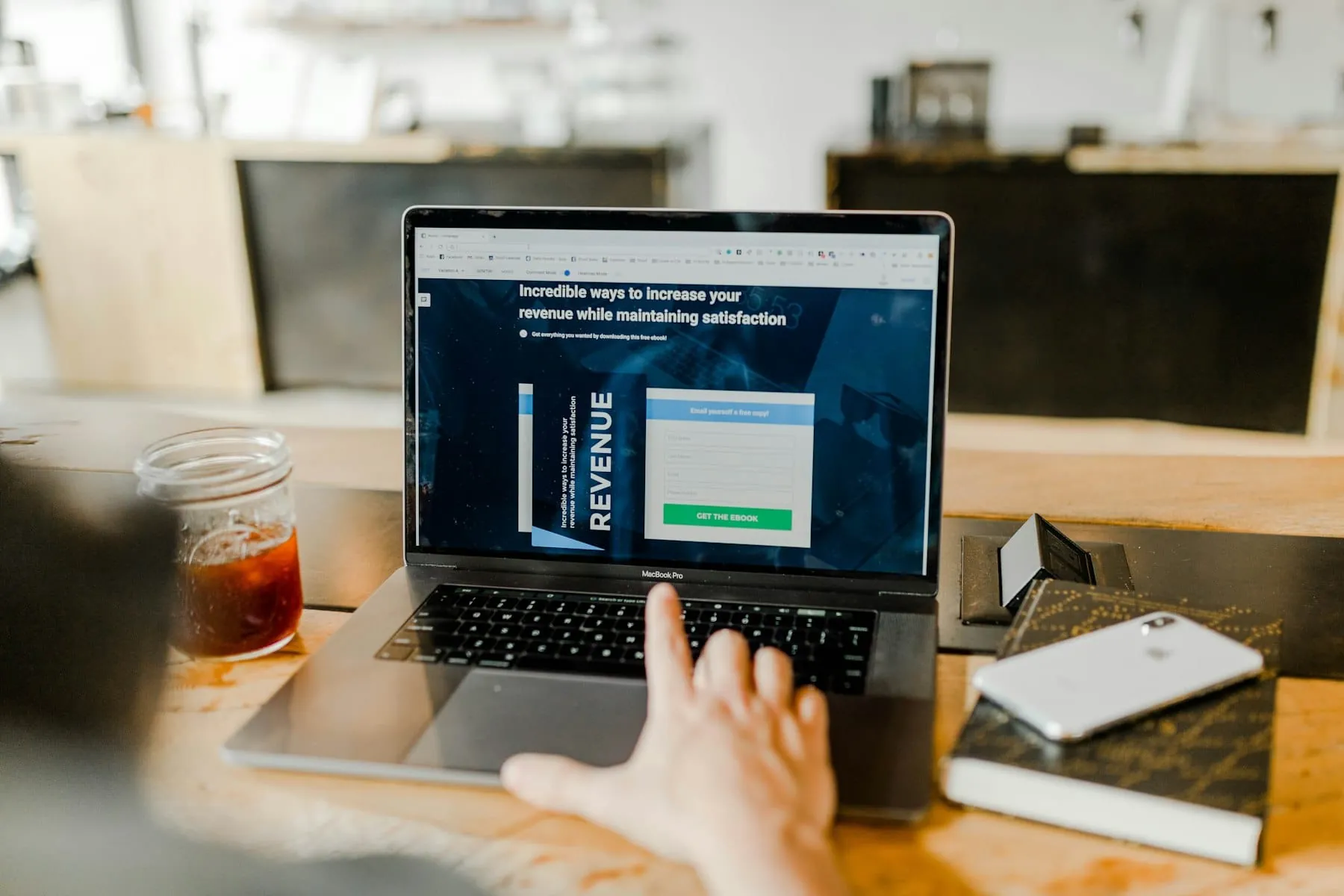 پنل مدیریت و CRM اختصاصی — 1